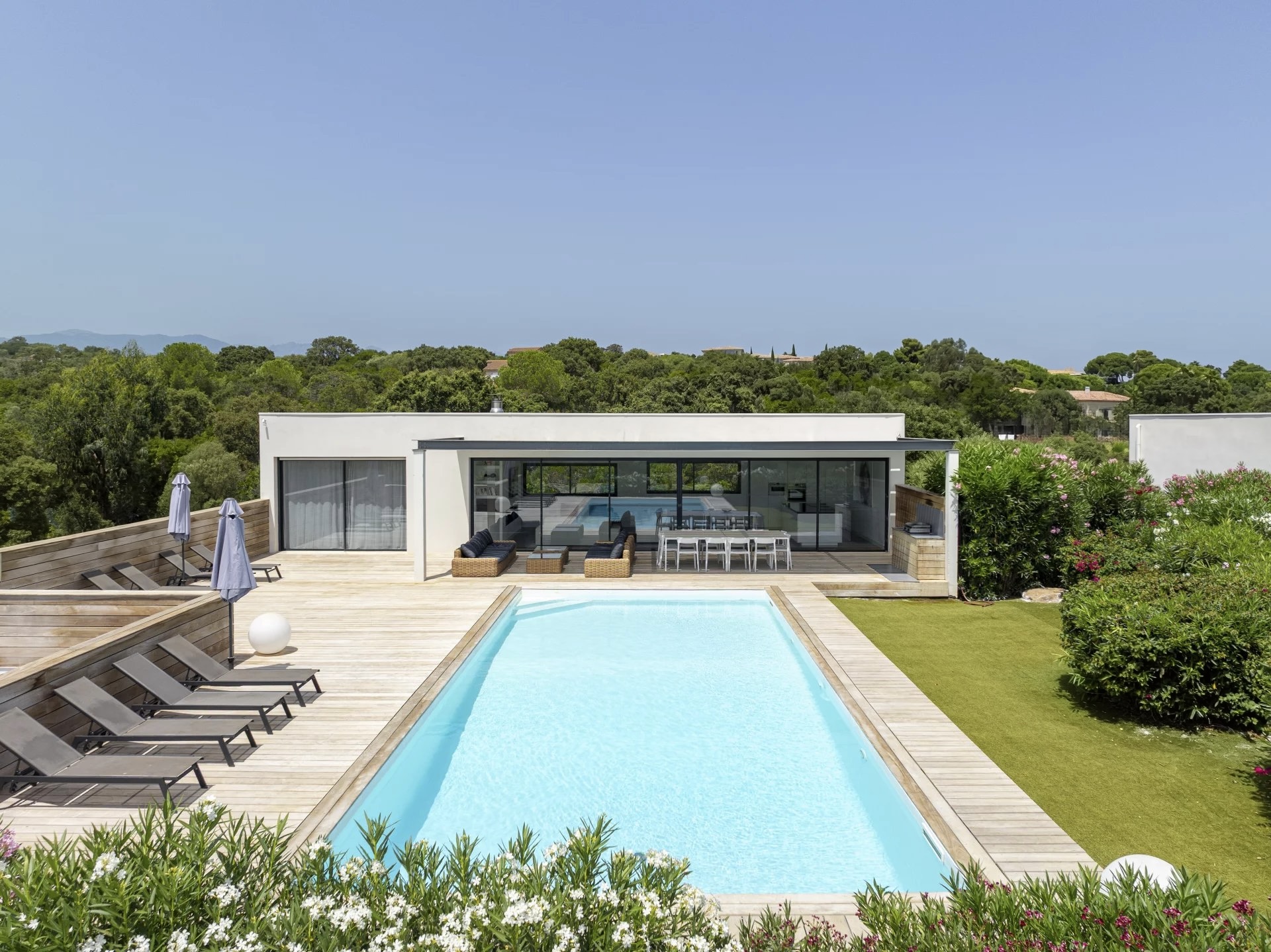 Villa Vallicone - Villa avec conciergerie de prestige à Cappiciola, Sainte-Lucie-de-Porto-Vecchio