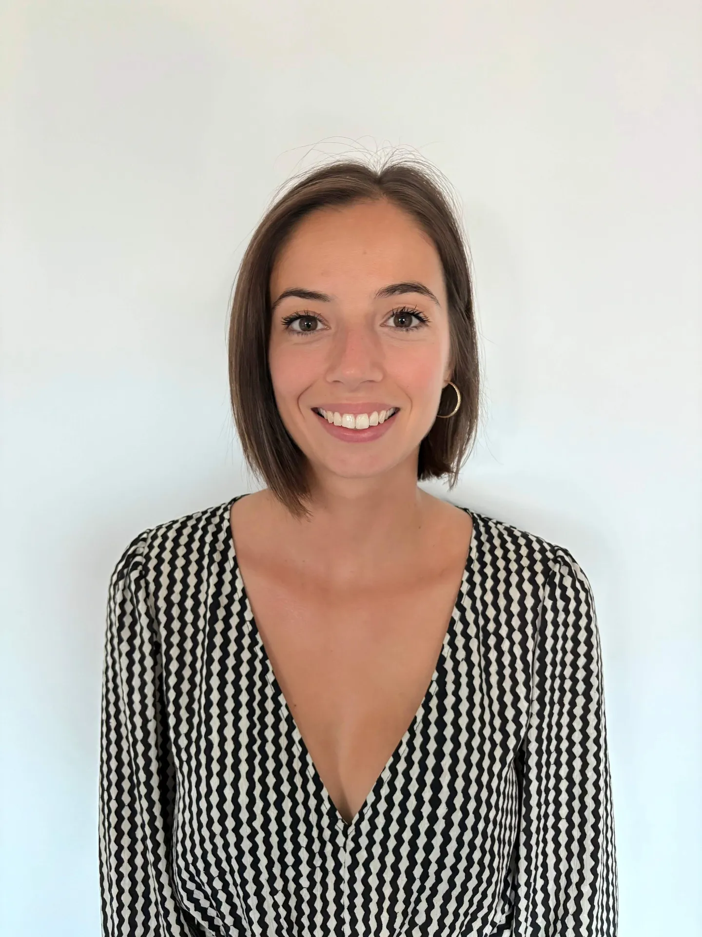 Chloé, co-fondatrice de L'Éclat de Corse, conciergerie Porto-Vecchio